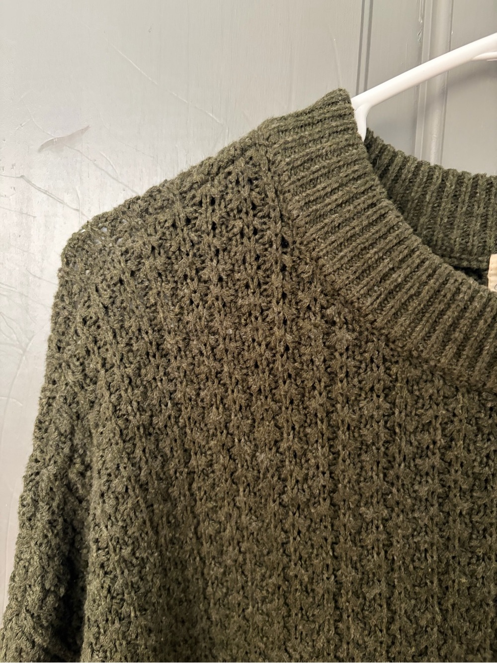 Universal Thread Olive Green Knit Crewneck Sweater - Picture 4 of 6